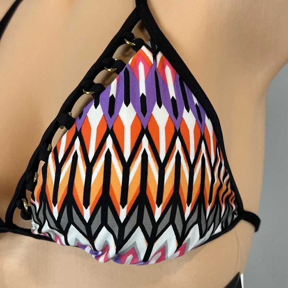 Kenneth Cole Triangle Bikini Top with Metal Rings‎ Detail Size Small NWT